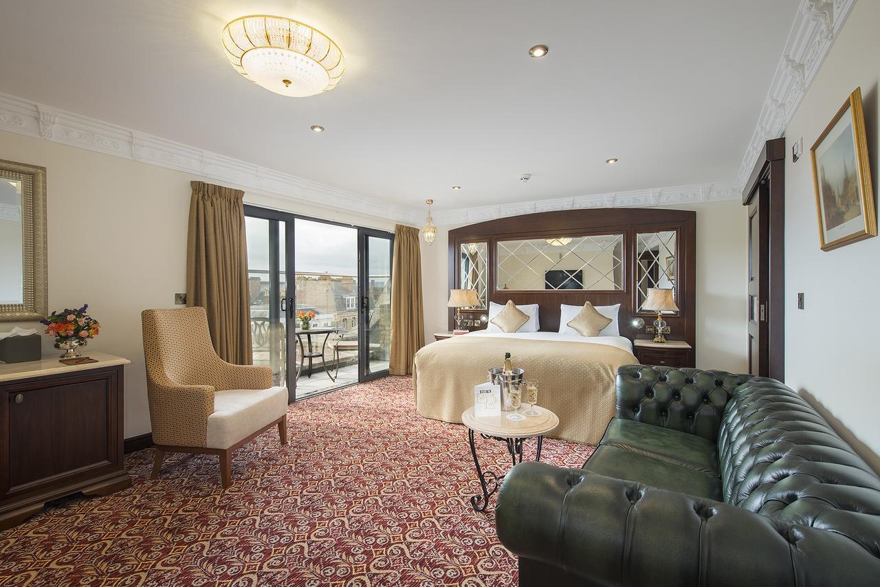 The George Street Hotel Оксфорд Экстерьер фото A suite at the hotel