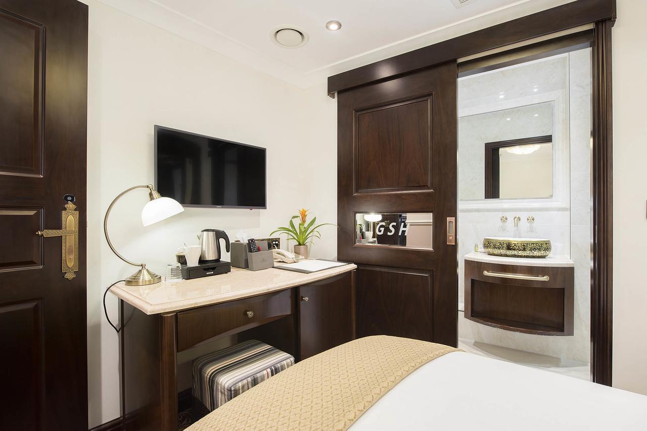 The George Street Hotel Оксфорд Экстерьер фото A room at the hotel